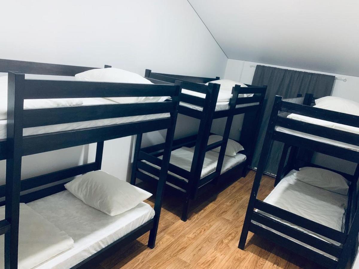 Хостел уфа. Уфа Loft Hostel 102. Loft Hostel Уфа Комсомольская 68. Хостел Комсомольская 105 Уфа. Хостел 102 Павловка.